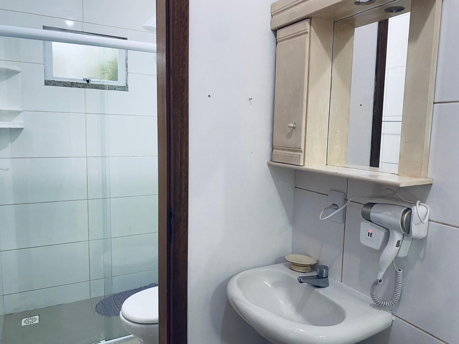 Villa Residencial Com Piscina Possui Jacuzzi Aquecida Com Hidromassagem Bombinhas Exterior foto