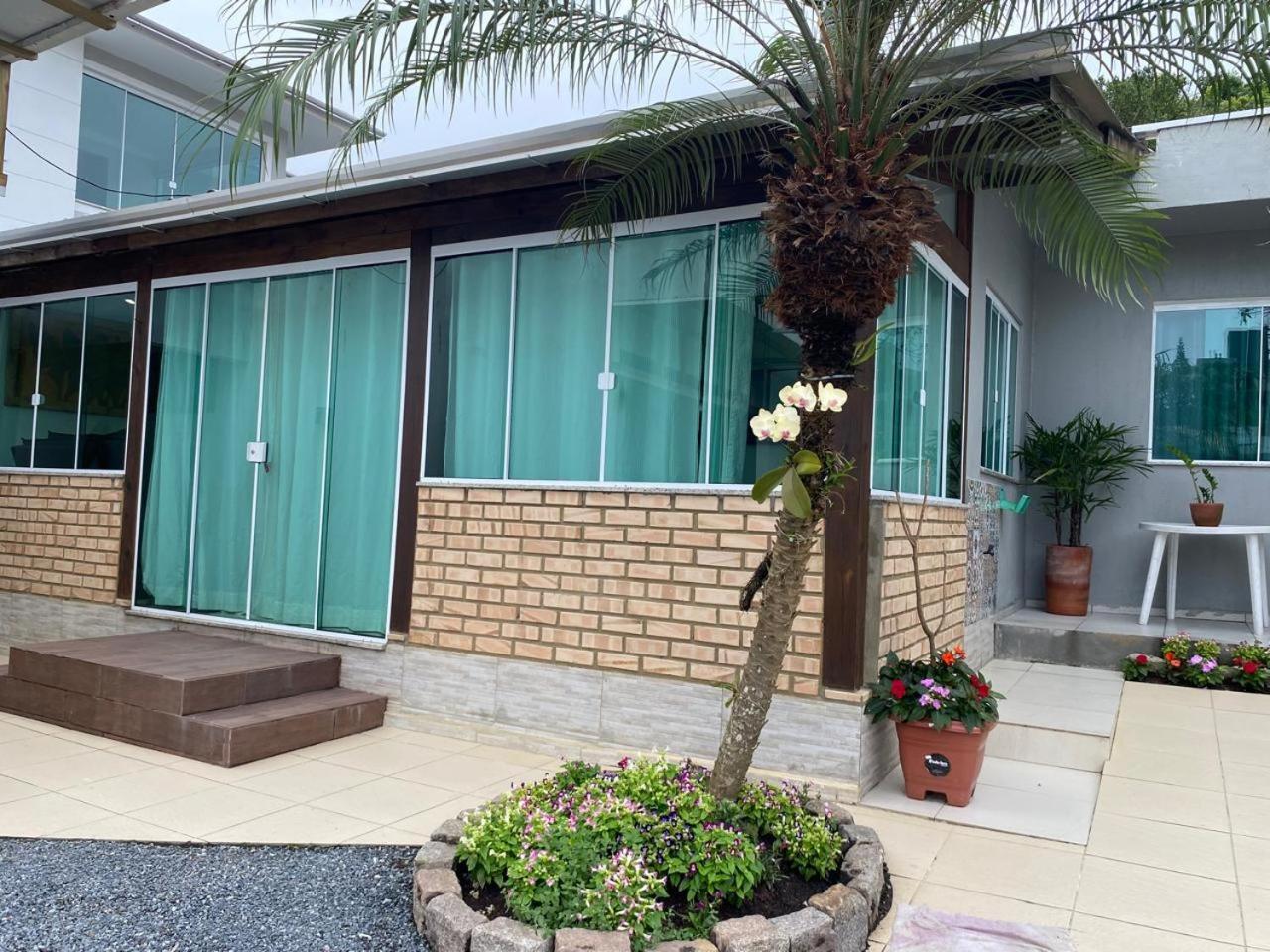 Villa Residencial Com Piscina Possui Jacuzzi Aquecida Com Hidromassagem Bombinhas Exterior foto